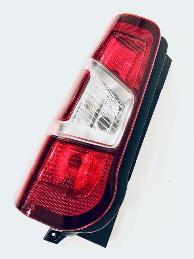 Lampa tylna Opel Combo po 2019
